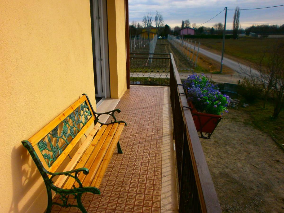 Il Leprotto - Room & Breakfast Altedo Екстер'єр фото