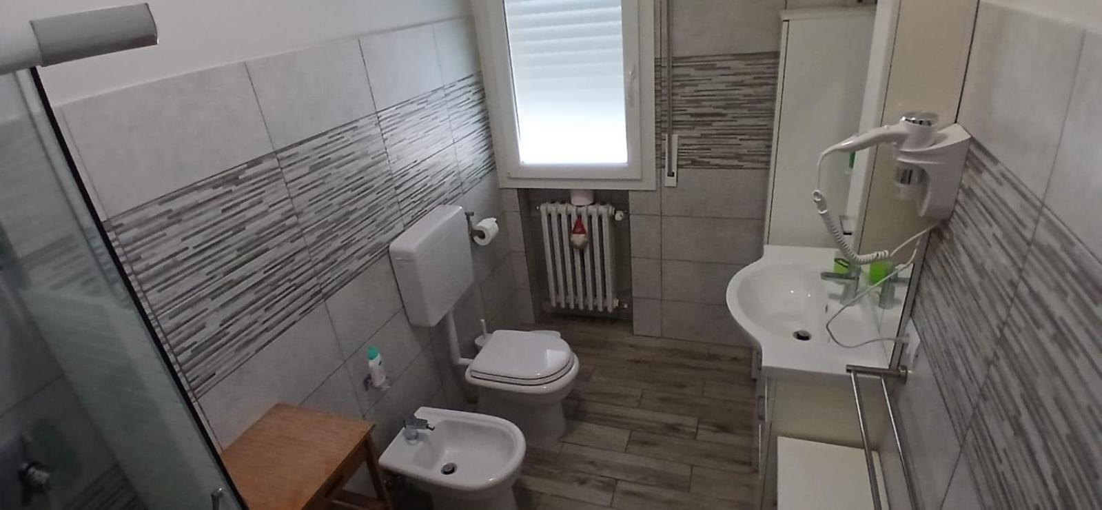 Il Leprotto - Room & Breakfast Altedo Екстер'єр фото